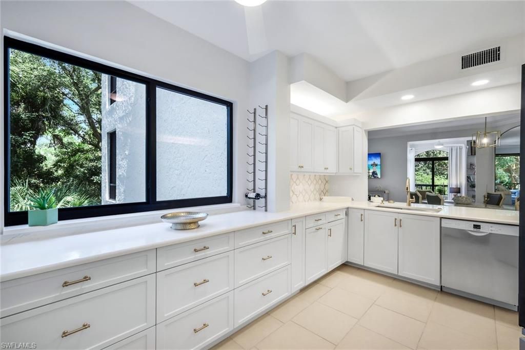 6520 Valen Way , Unit 104, Naples, FL 34108 Photo