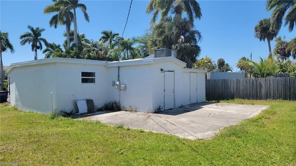 16945 Windcrest Dr, Fort Myers, FL 33908 Photo