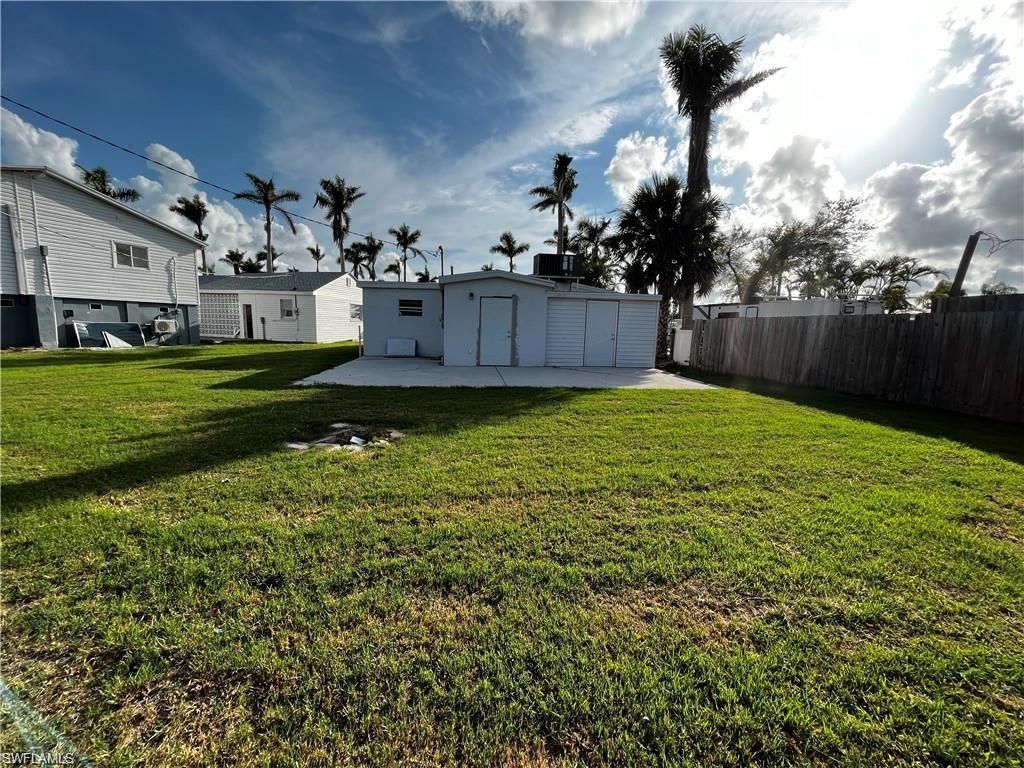 16945 Windcrest Dr, Fort Myers, FL 33908 Photo