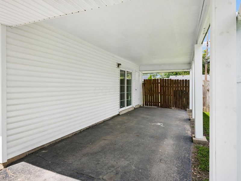 738 Kettering Road, Columbus, OH 43202 Photo 3