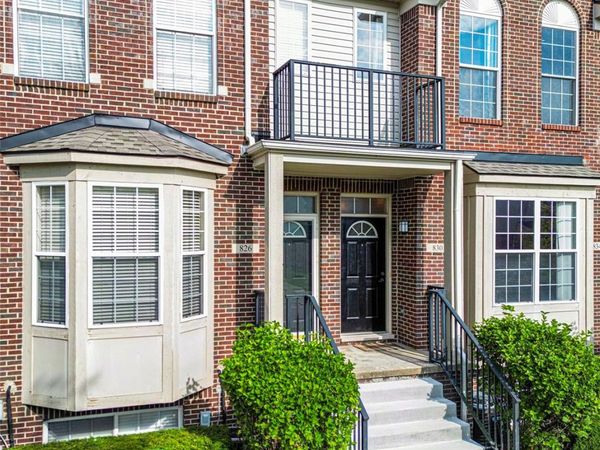 830 Summerfield Drive, Unit 256, Westland, Mi 48185