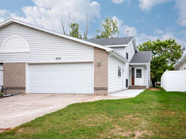 2733 26th Street Circle S, Moorhead, MN 56560