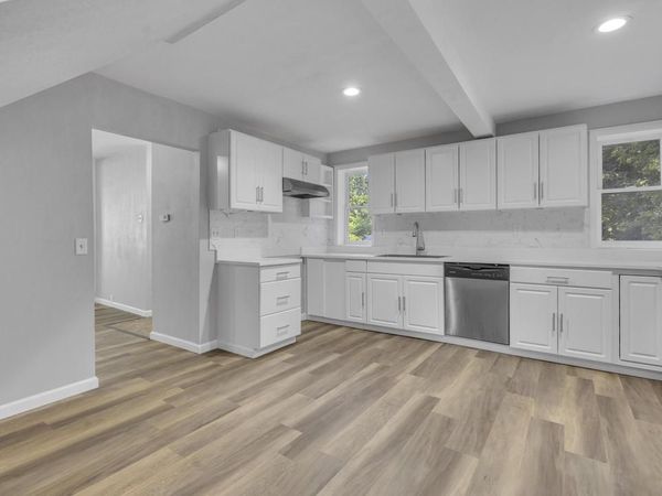 1715 S 9TH STREET, Sheboygan, WI 53081