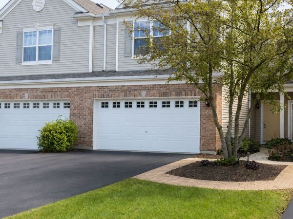 2521 Evergreen Circle , McHenry, IL 60050