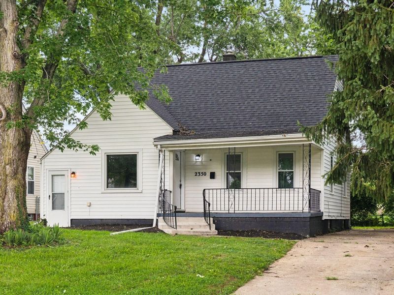 2350 Vendome Drive S, Columbus, OH 43219 Photo 1