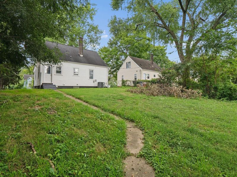 2350 Vendome Drive S, Columbus, OH 43219 Photo 25