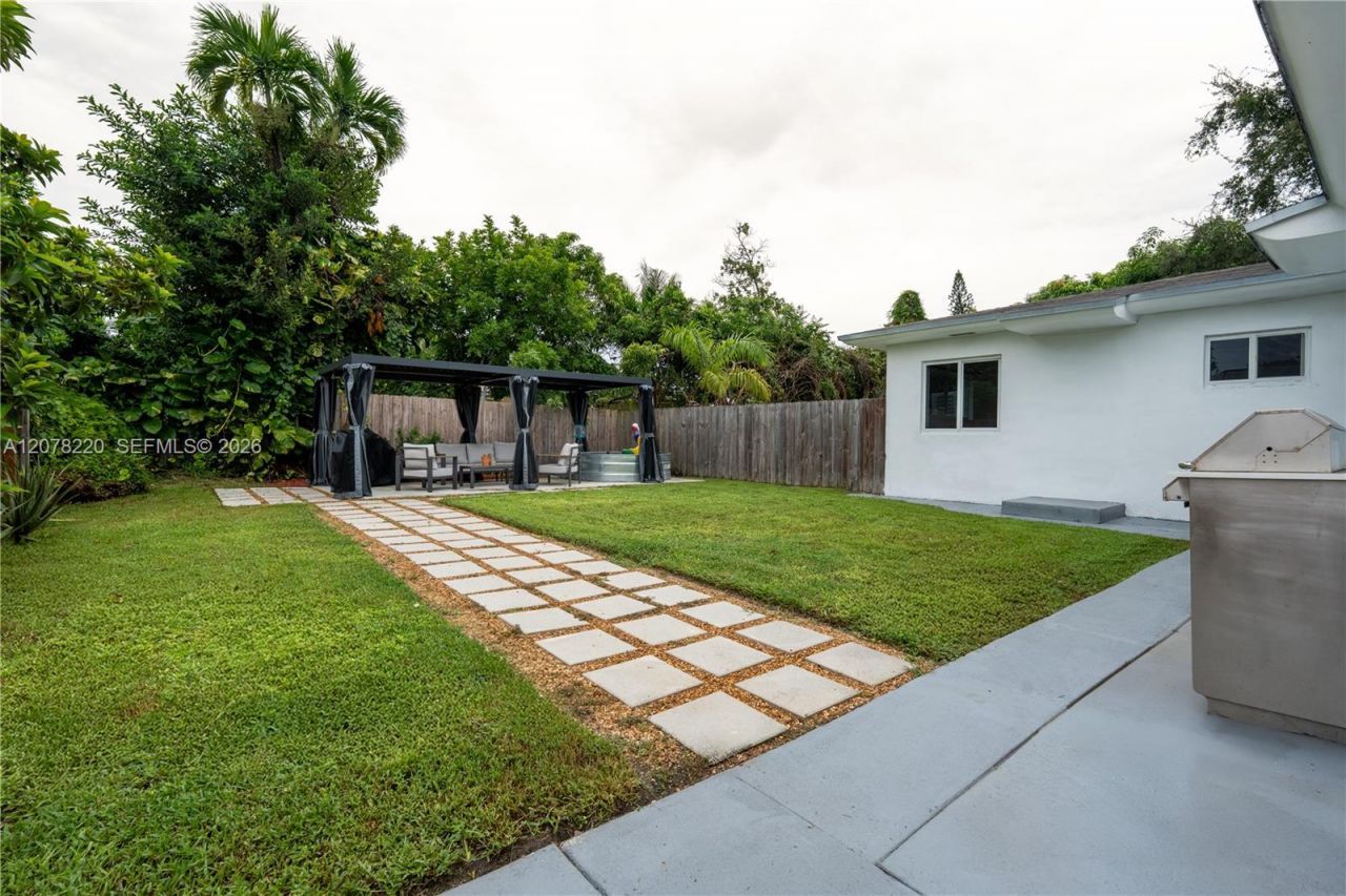 1315 NE 116th St , Unit 1315, Miami, FL 33161 Photo