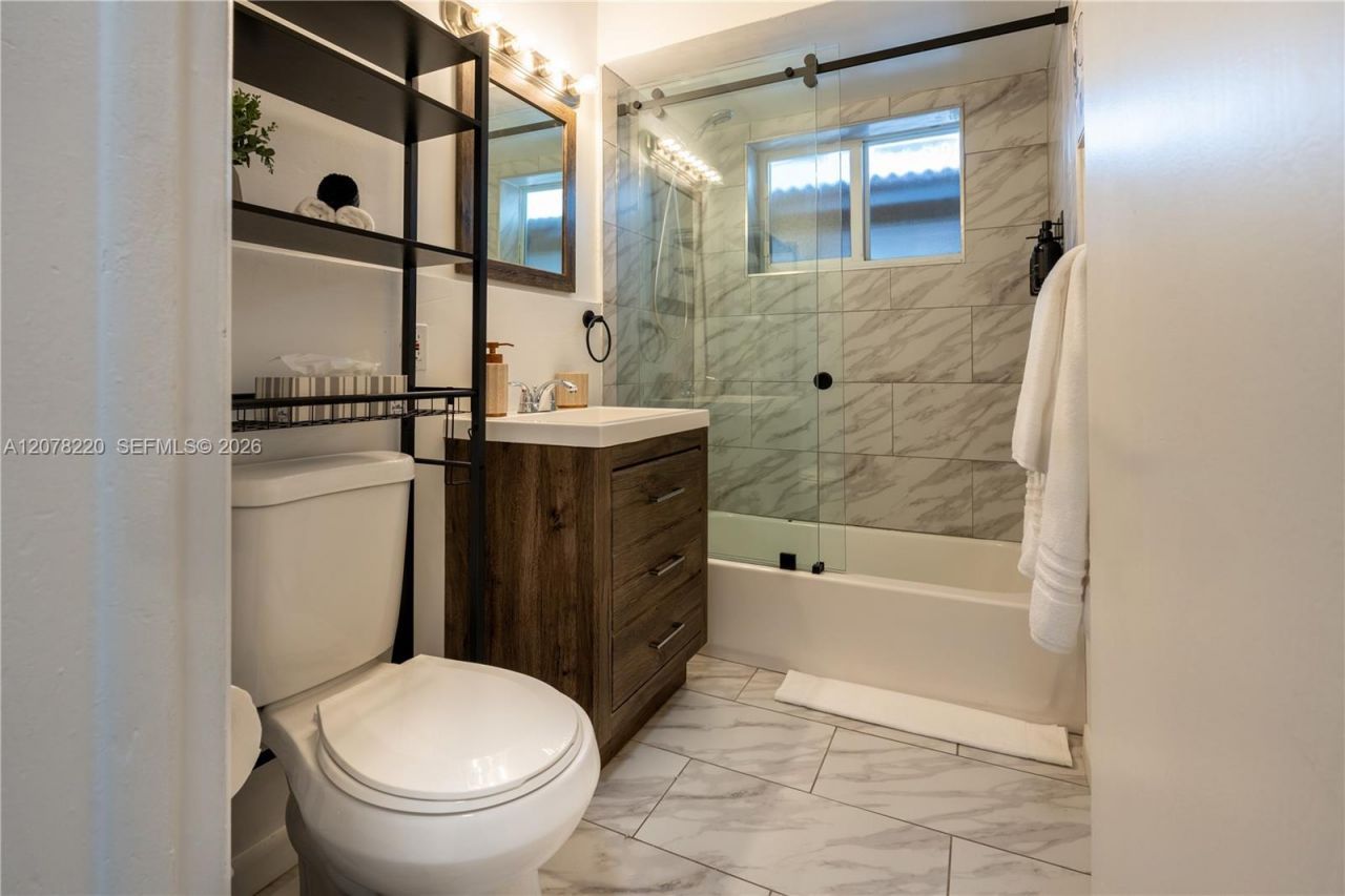 1315 NE 116th St , Unit 1315, Miami, FL 33161 Photo
