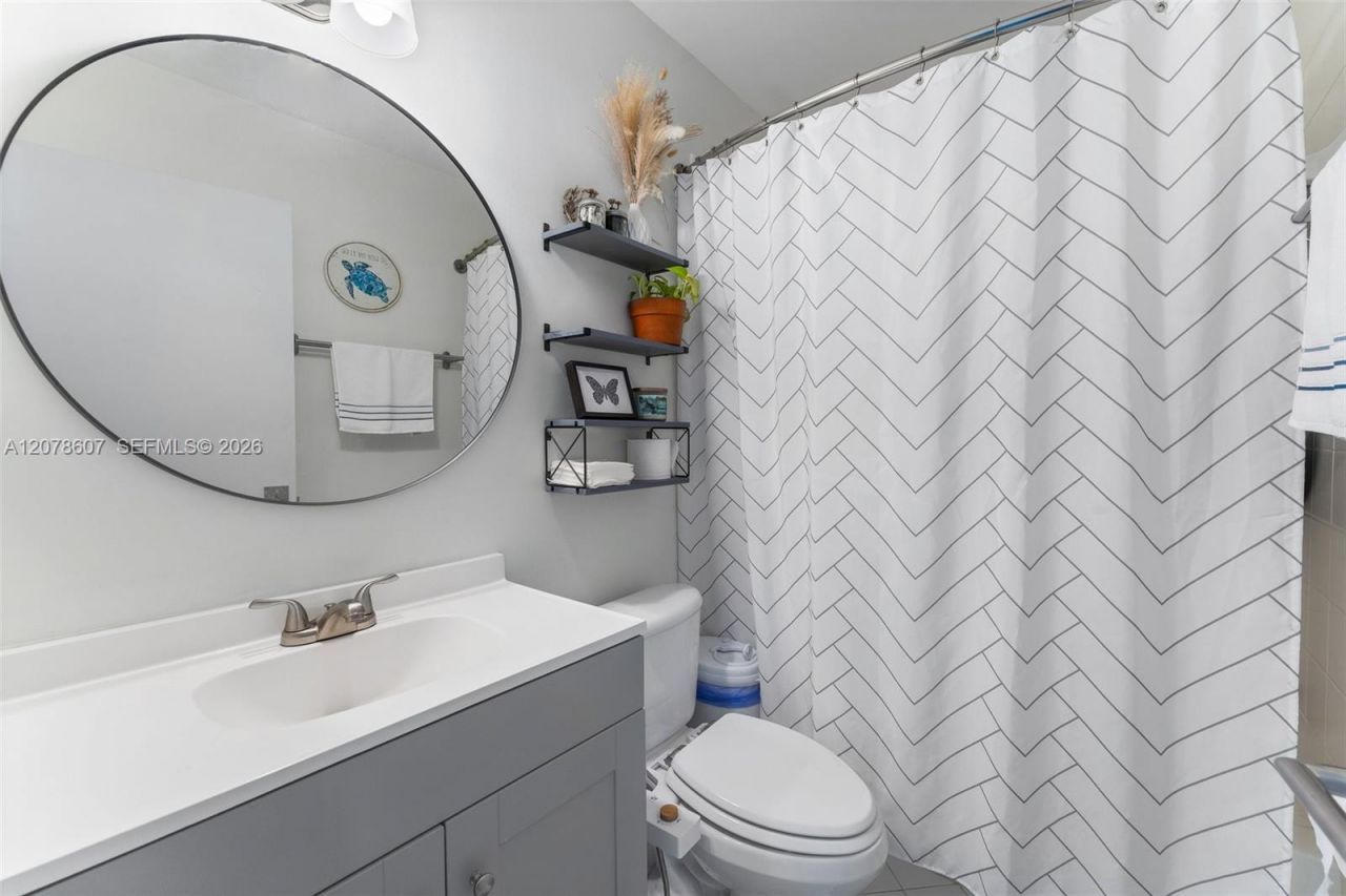 2140 NW 78th Ave , Unit 204, Pembroke Pines, FL 33024 Photo