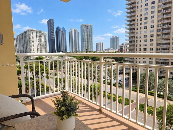 251 174th St, Unit 608, Sunny Isles Beach, FL 33160