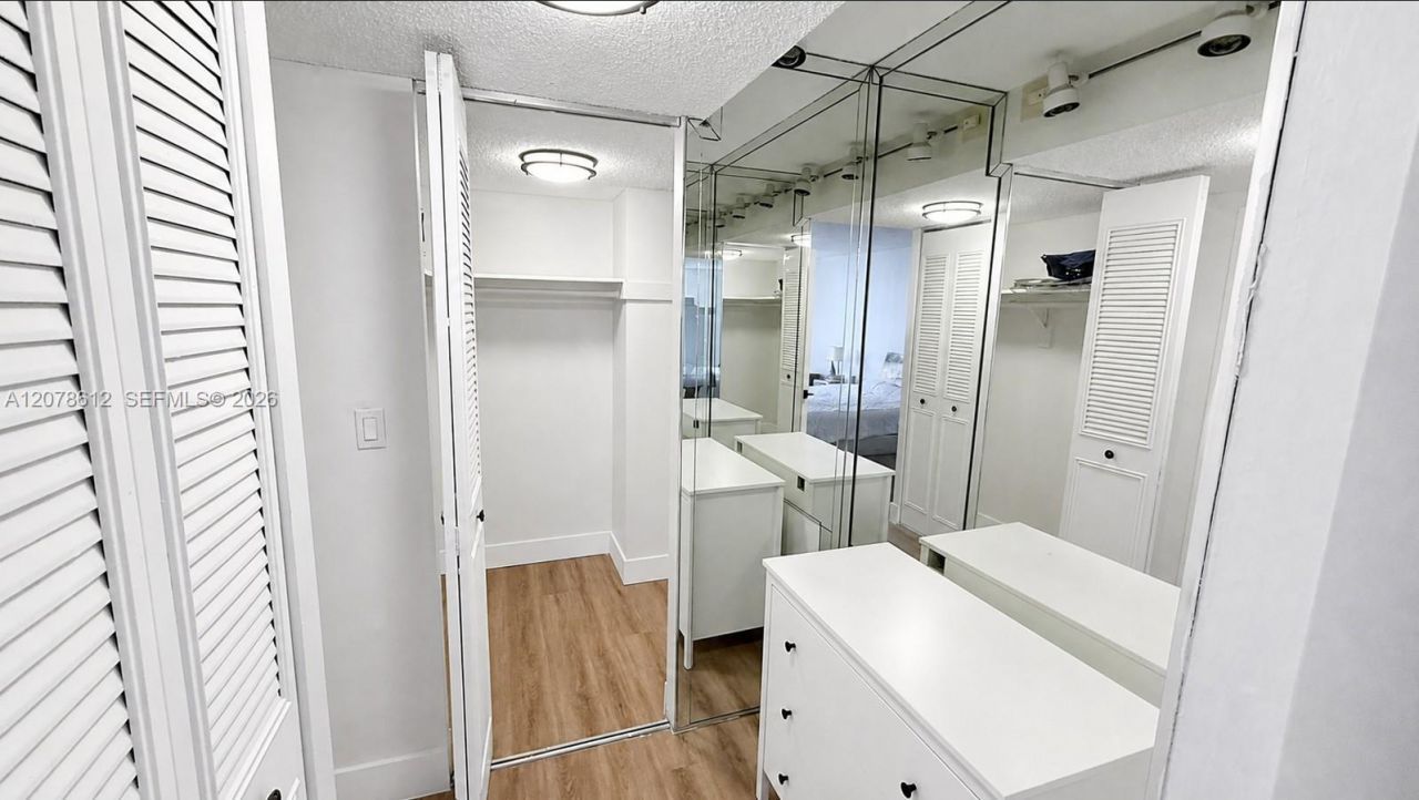 251 174th St , Unit 608, Sunny Isles Beach, FL 33160 Photo