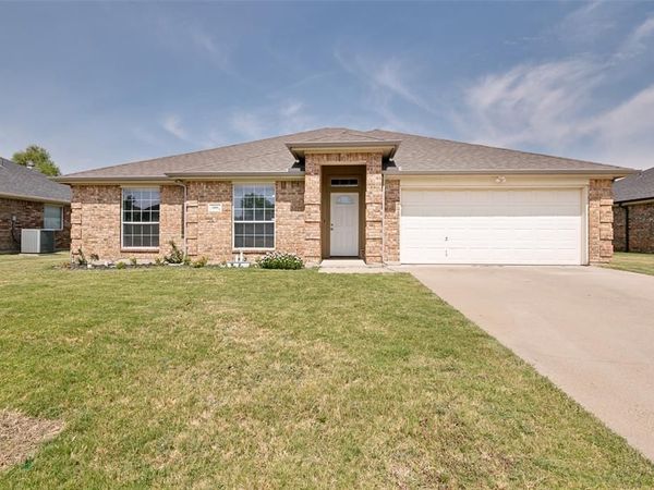 1809 Millbrook Drive, Midlothian, TX 76065