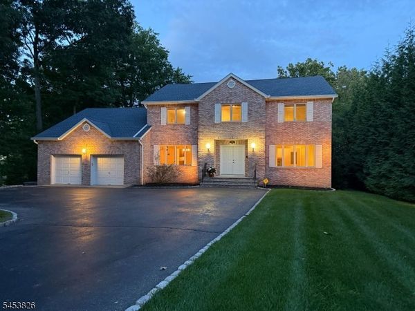 1460 Alps Rd, Wayne, NJ 07470