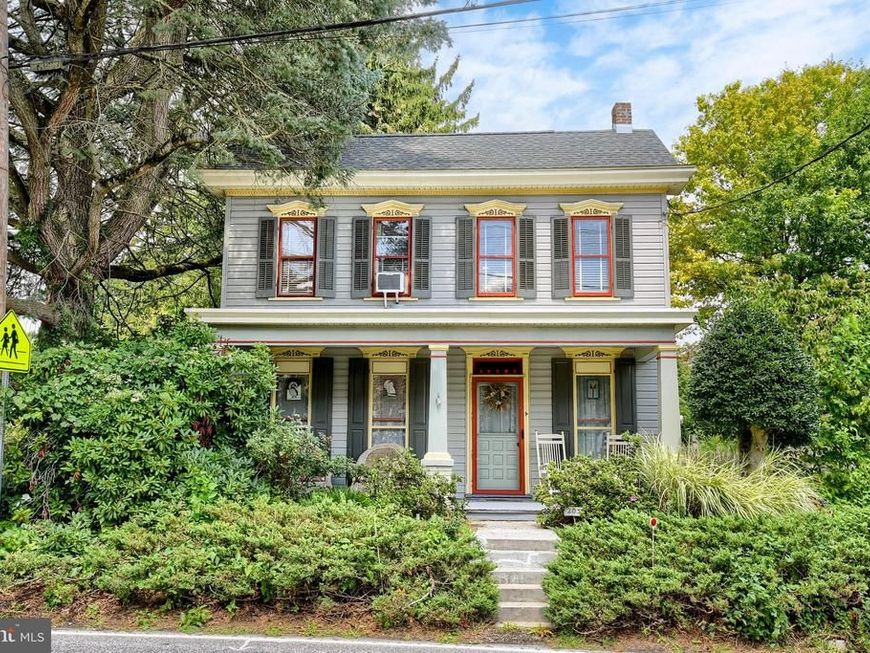 203 W 1st Street, Boiling Springs, PA 17007 Main Photo