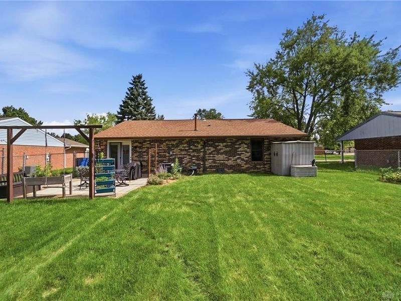 8353 Schoolgate Drive, Huber Heights, OH 45424 Photo 30