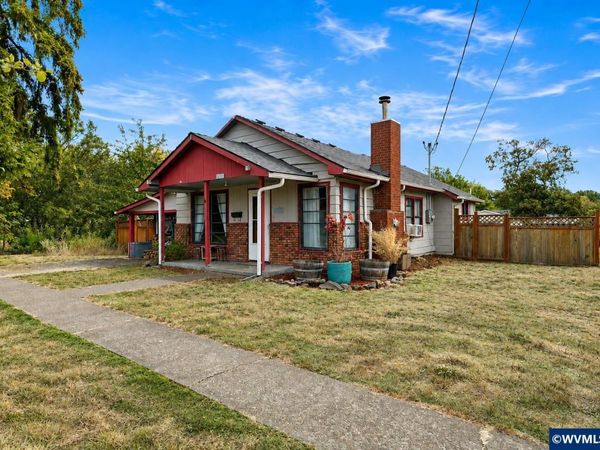 221 Walnut St, Independence, OR 97351