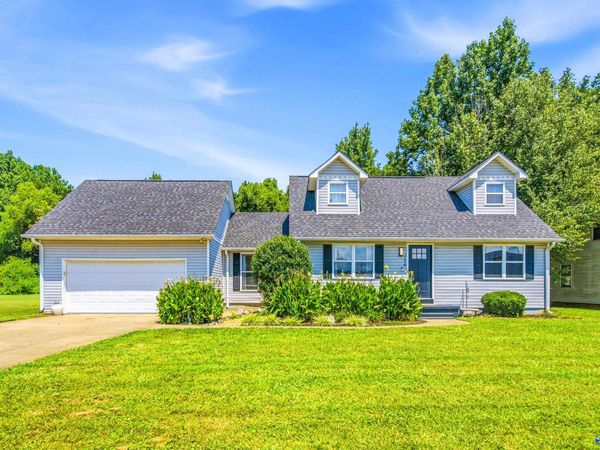 716 W Sanderfer Road, Athens, AL 35611