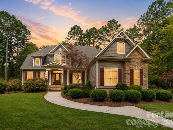 4552 Sawgrass Court , Denver, NC 28037