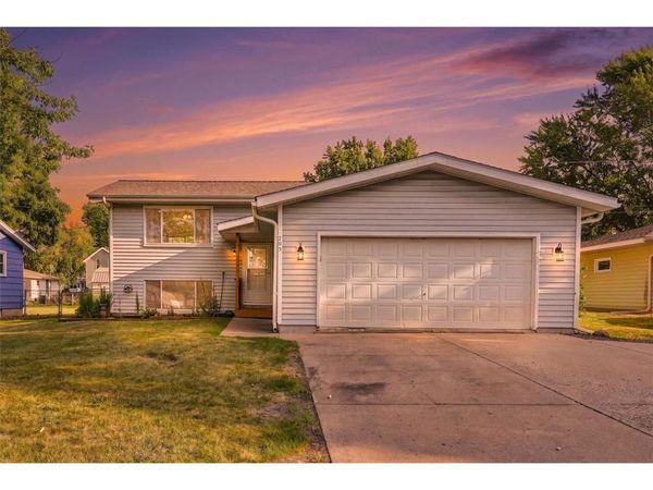 205 W Elm Street, Roberts, WI 54023