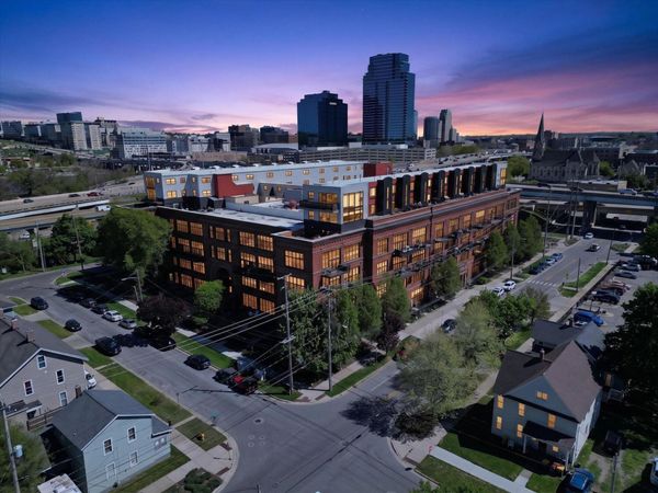 600 Broadway Avenue NW, Unit 211, Grand Rapids, MI 49504