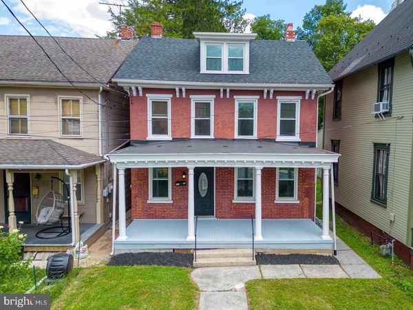 118 N GEORGE STREET , MILLERSVILLE, PA 17551