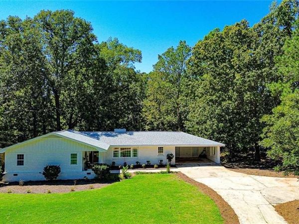 9640 Cedar Grove Road, Chattahoochee Hills, GA 30213