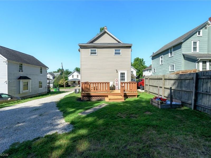 185 24th Street NW, Barberton, OH 44203 Photo 10