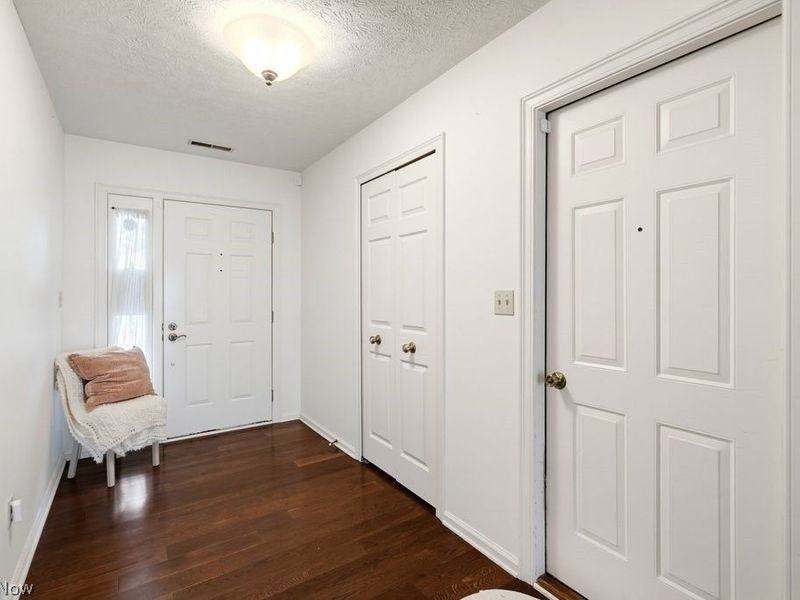 938 Sturbridge Drive, Unit 134, Akron, OH 44313 Photo 6