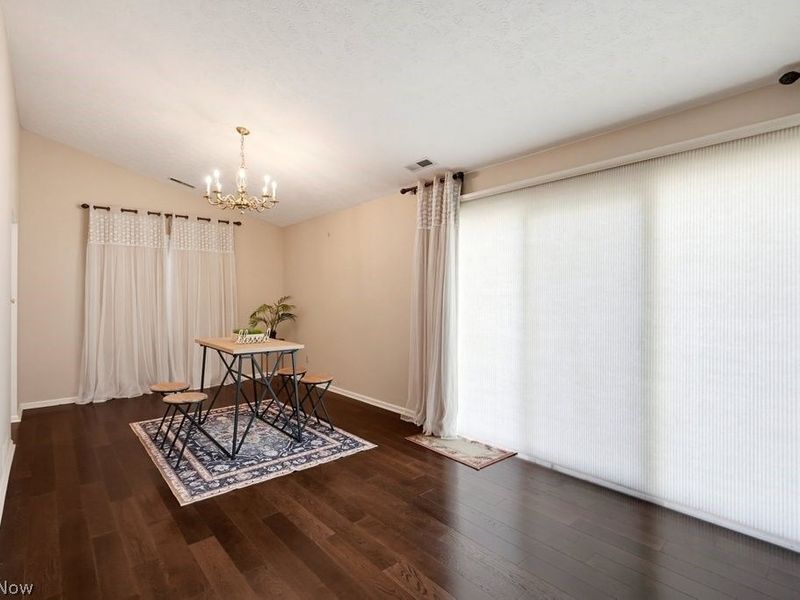 938 Sturbridge Drive, Unit 134, Akron, OH 44313 Photo 7