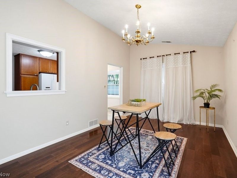 938 Sturbridge Drive, Unit 134, Akron, OH 44313 Photo 8