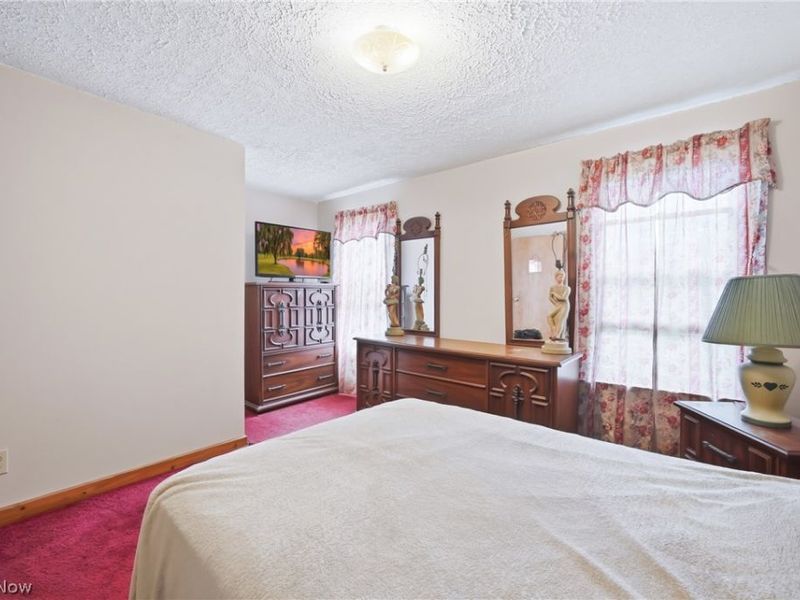 301 Porter Avenue, Campbell, OH 44405 Photo 27