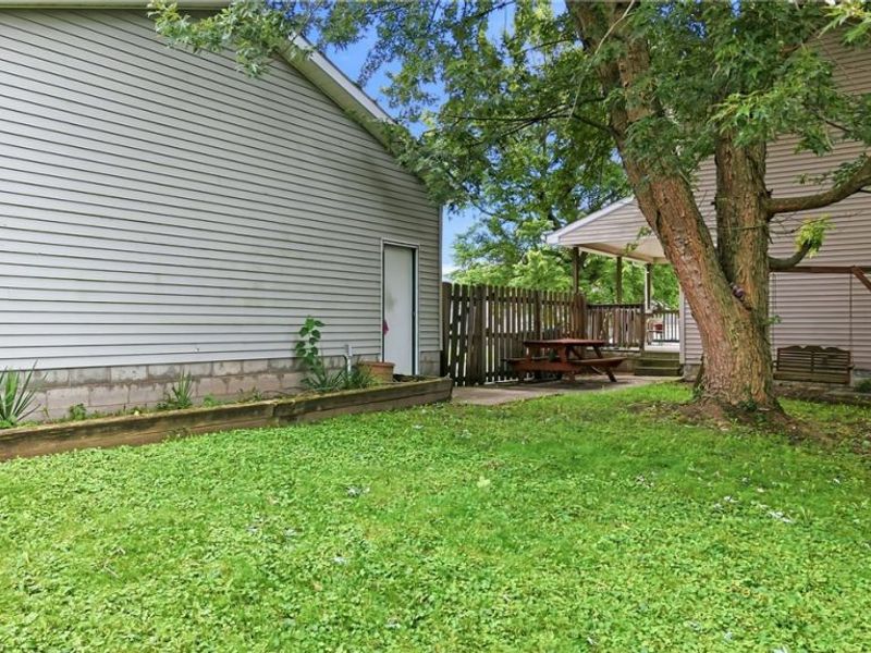 301 Porter Avenue, Campbell, OH 44405 Photo 7