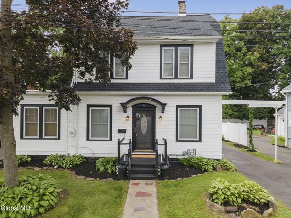16 Summit Avenue, Latham, NY 12110