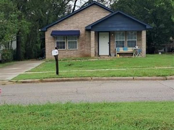 837 C SE, Ardmore, OK 73401