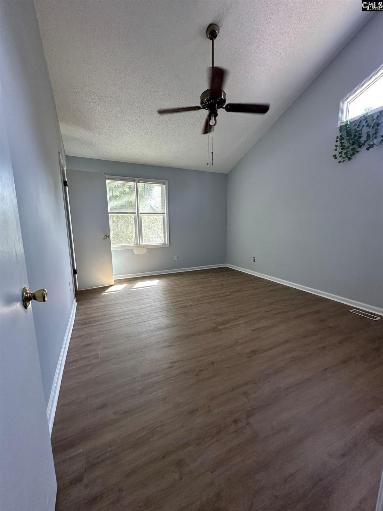 928 N. Lucas Street Photo 21