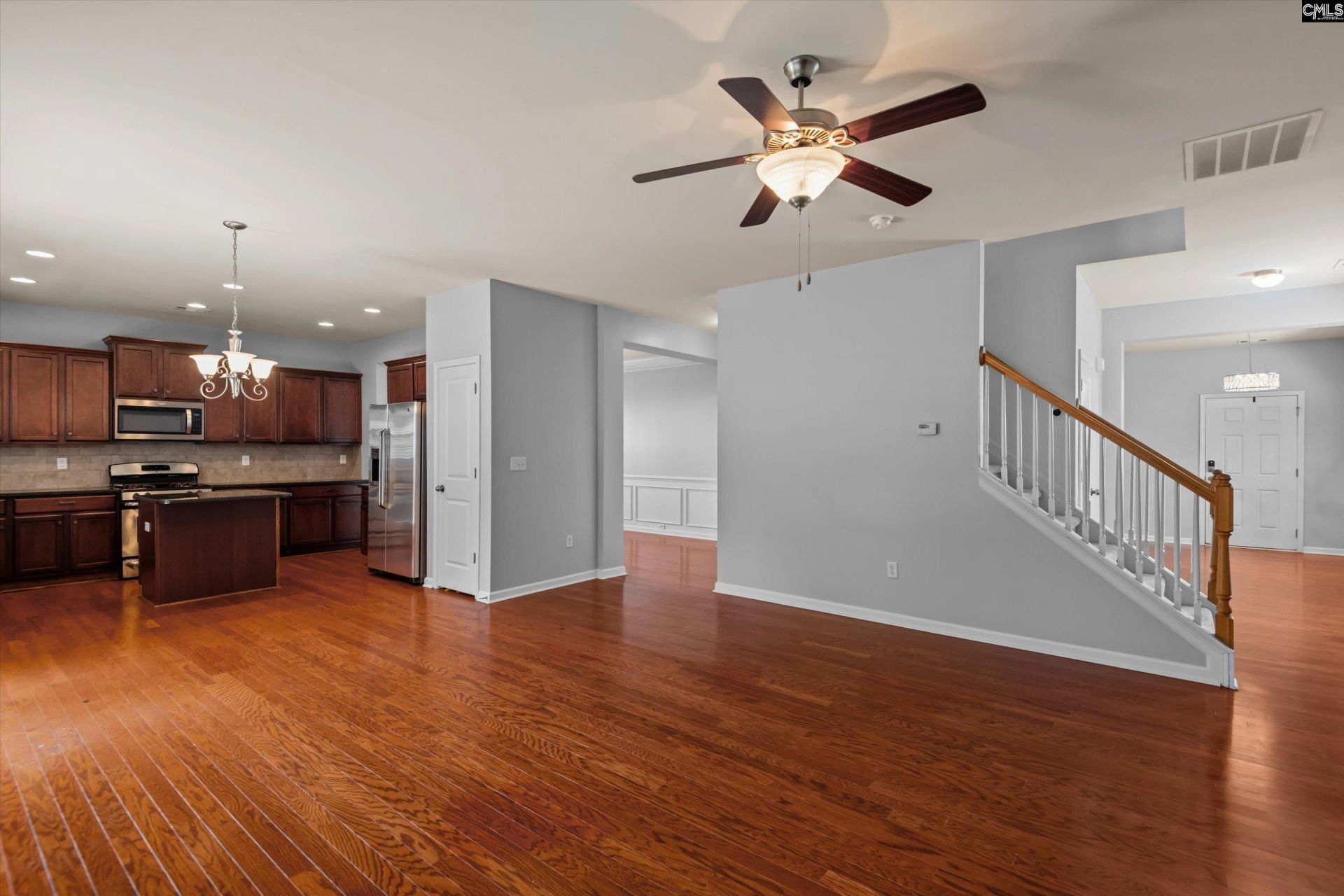 117 Loganberry Court  Photo 10