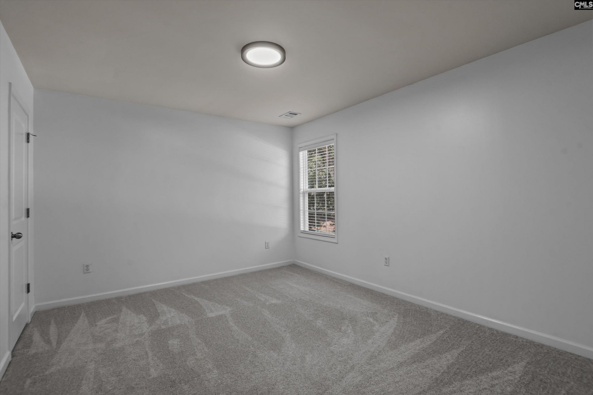 117 Loganberry Court  Photo 24