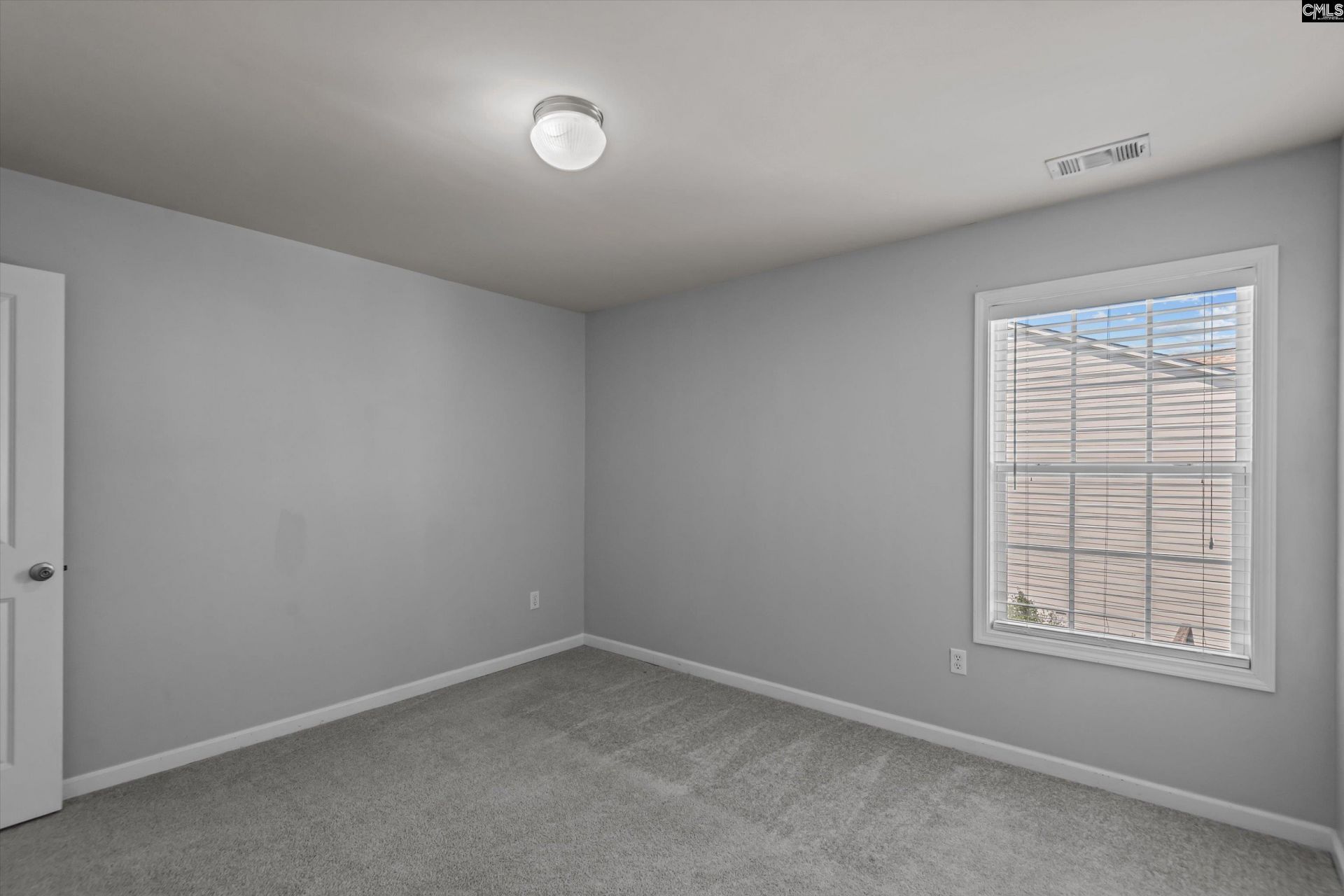 117 Loganberry Court  Photo 29