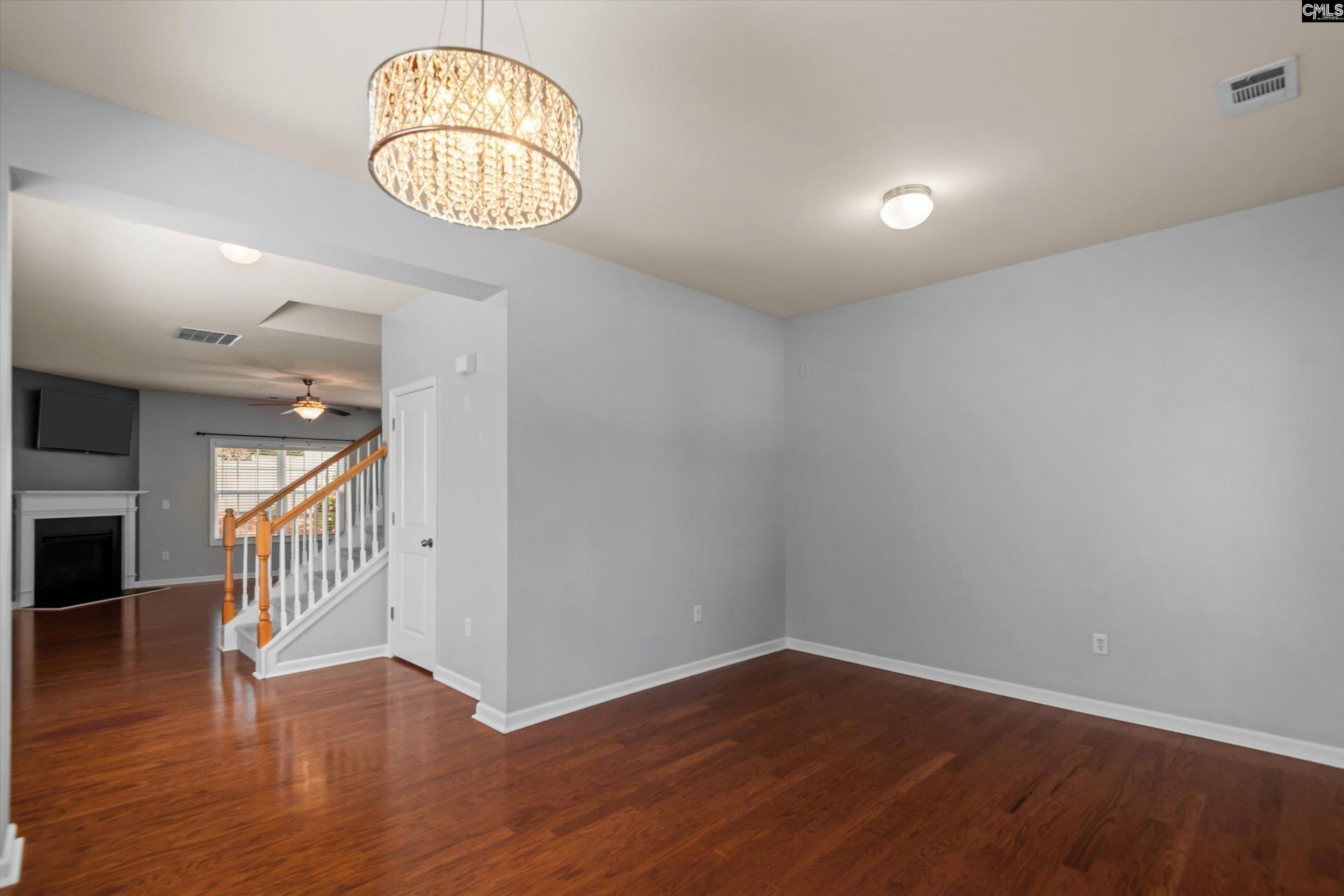 117 Loganberry Court  Photo 6