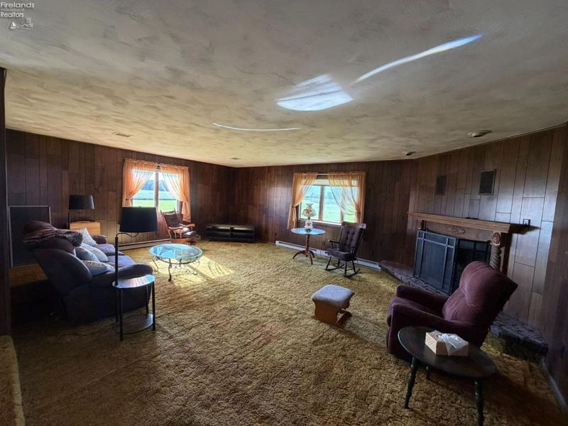 11918 E County Road 12, Attica, OH 44807 Photo 16