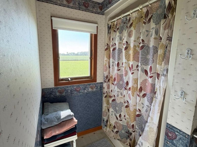 11918 E County Road 12, Attica, OH 44807 Photo 18