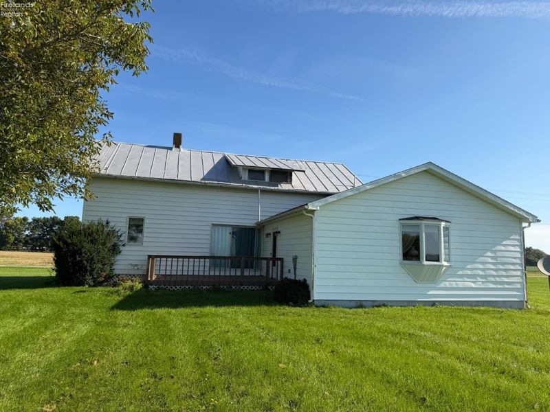 11918 E County Road 12, Attica, OH 44807 Photo 3