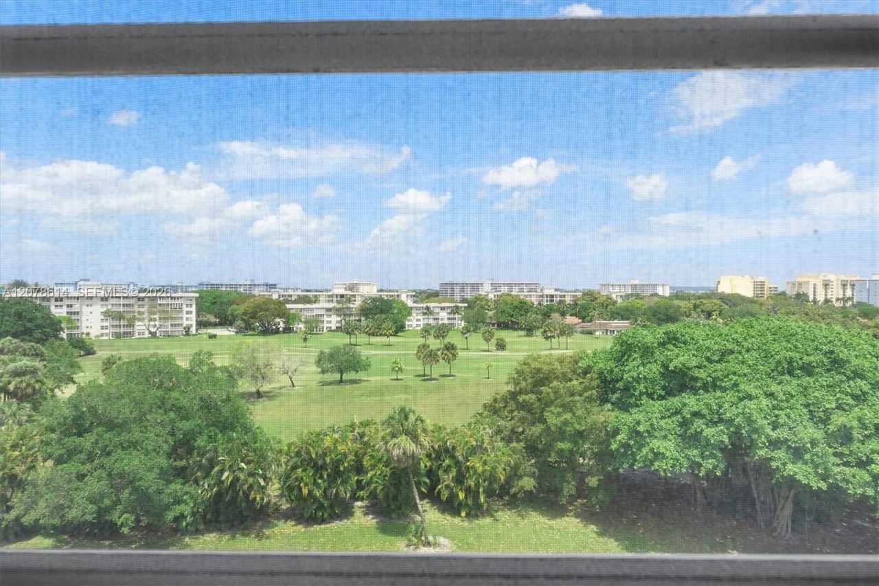2661 S Course Dr, Unit 805, Pompano Beach, FL 33069 Photo