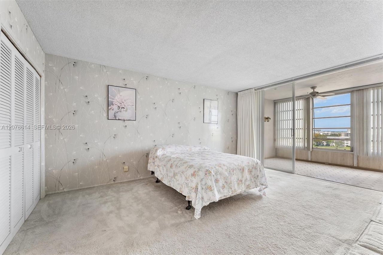 2661 S Course Dr, Unit 805, Pompano Beach, FL 33069 Photo