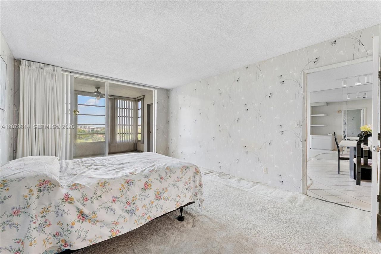 2661 S Course Dr, Unit 805, Pompano Beach, FL 33069 Photo
