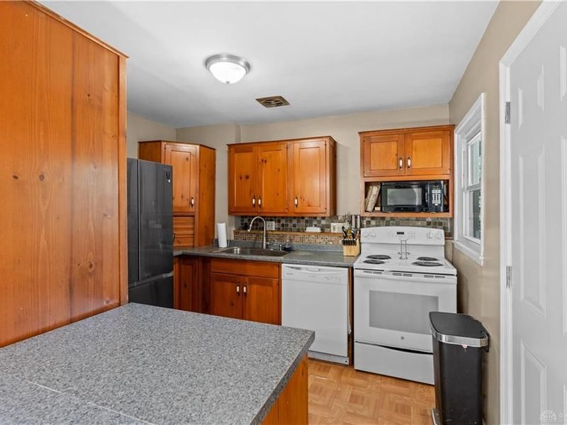 668 Dayton Road, Waynesville, OH 45068 Photo 11
