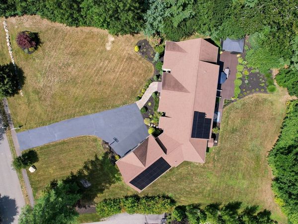 53 Erikson Ln, Pembroke, MA 02359
