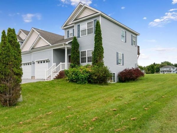 70 Old Academy Street, Unit 102, Fairfax, VT 05454