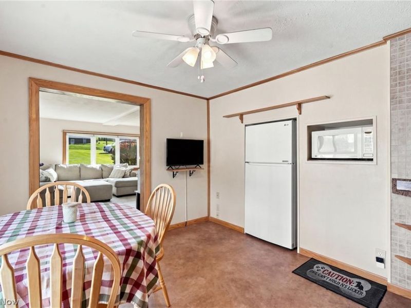 741 E Market Street, Cadiz, OH 43907 Photo 15