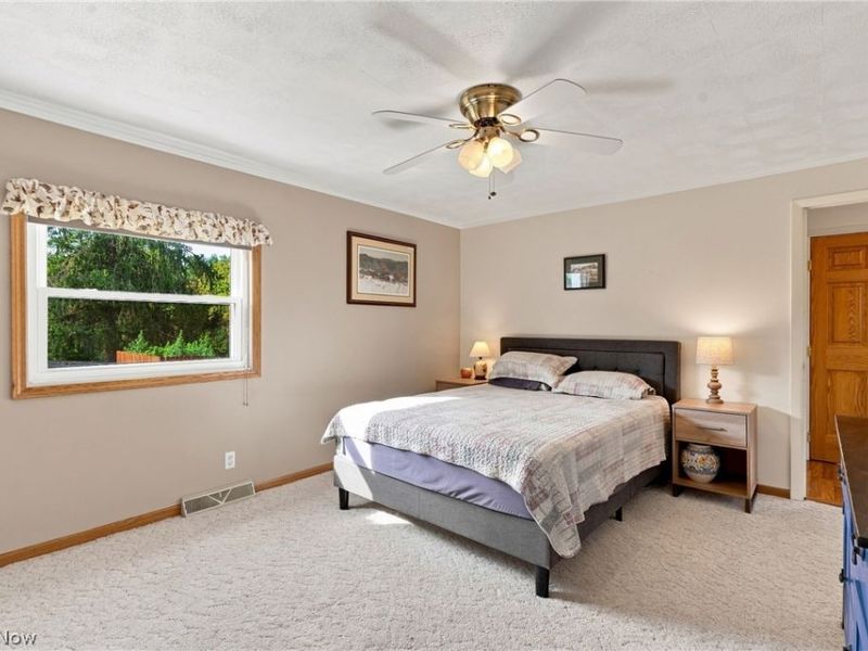 741 E Market Street, Cadiz, OH 43907 Photo 22